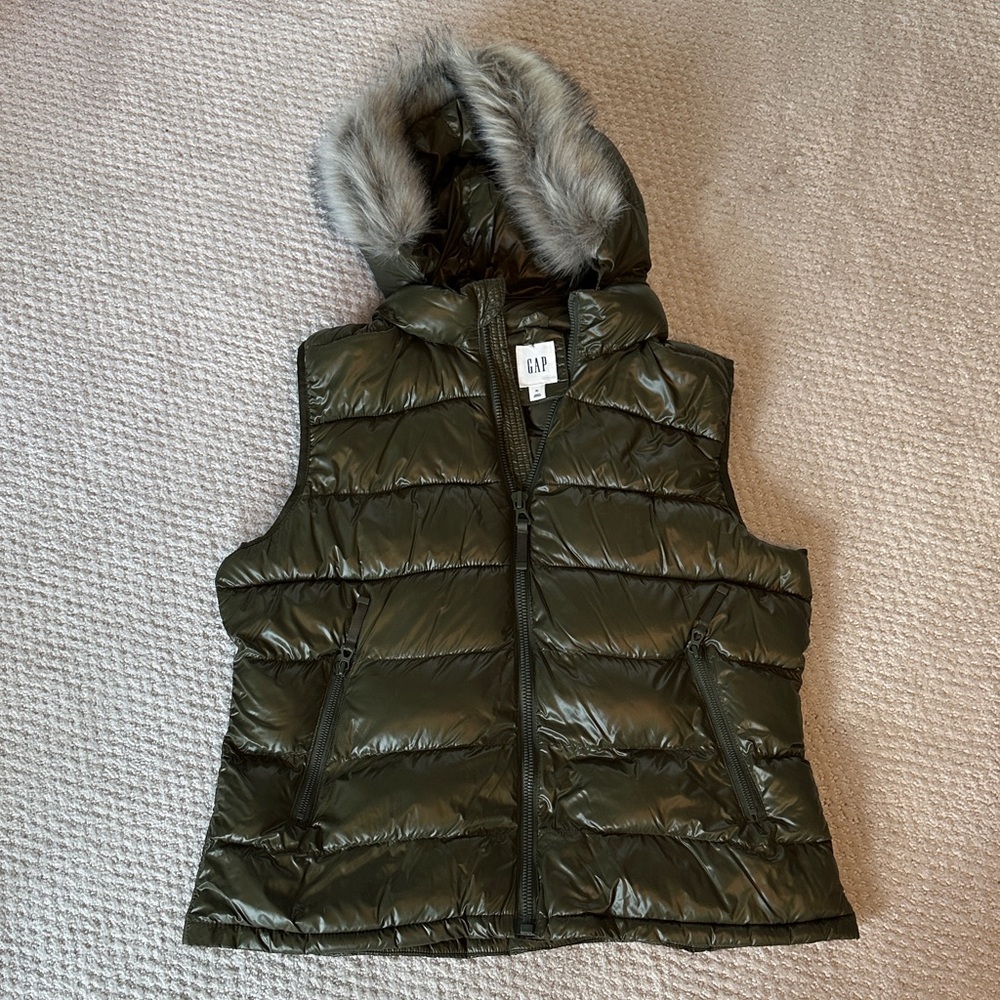 GAP Olive Puffer Vest with Faux Fur Trim
